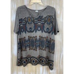 Women’ Short Sleeve Summer Slinky Top Size L/XL Gray Tribal Pullover V-neck Top